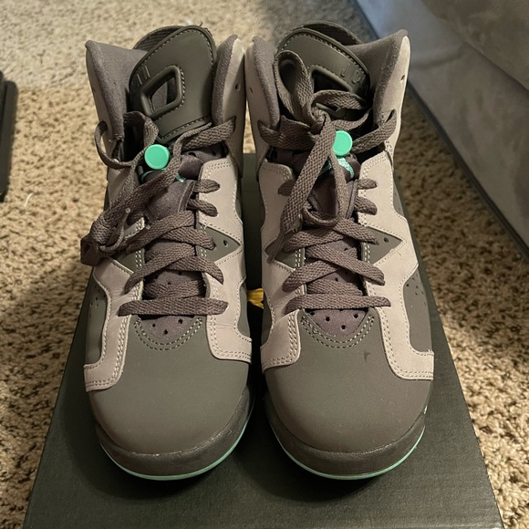 jordan 6 green glow men's